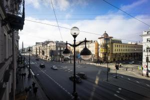 Nevsky Bereg 93 hotel, 
St Petersburg, Russia.
The photo picture quality can be
variable. We apologize if the
quality is of an unacceptable
level.