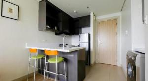 Capital O 804 The Residences at Bonifacio Civic Center