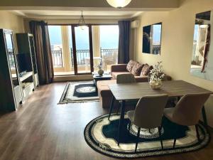 Elegant 1BR Apartment with Balcony in Argisht Palace by Flat Mаnаger