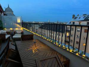 Buda Top Floor Apartment with Terrace & View