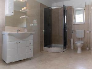 Summer Dream House Maria