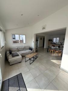 Maisons de vacances Villa contemporaine a 2 pas de la mer avec piscine privee : photos des chambres