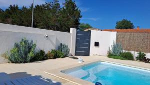 Maisons de vacances Villa contemporaine a 2 pas de la mer avec piscine privee : photos des chambres