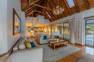 Ukuthula Estate, Aloe Grasdak House