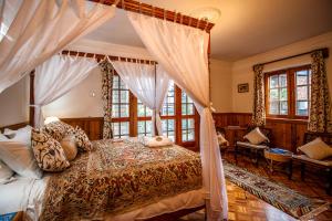 Silverstone Mansions Cottages