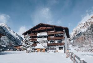 Boutique Hotel Mandarfnerhof - 4hvězdičkové hotely ve městě Sankt Leonhard im Pitztal
