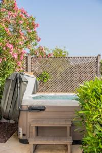 Villa Pleiades - sea views, private pool & hot tub