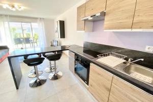 Beautiful apartment for 5 with swimming pool