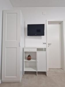 Apartments by the sea Pisak, Omis - 2802