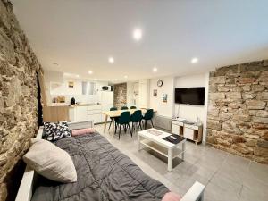 A076 Appart 6 pers chambre et terrasse au Suquet