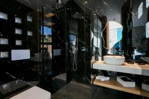 Villa 4 chambres avec piscine chauffée, proche centre