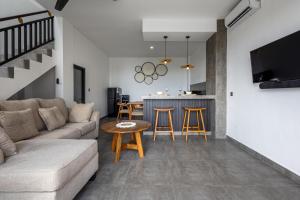 Oceanview 1 BR Villa Near Dreamland Beach