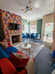 Chic & Modern Escape