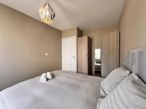 Maisons de vacances L-Art-Monie - Circuit des 24H - Parking - 6p : photos des chambres