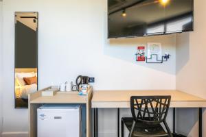 Nightcap at Chardons Corner Hotel