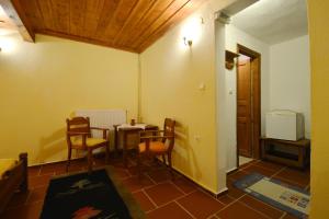 MILOS Guesthouse - Prespa