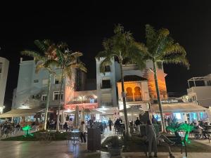 2 Bed Apartment Estepona Centre next to the Beach!