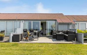 Awesome Home In Tranekær With Wifi