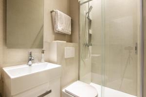 Le Confidentiel - Quai de Seine