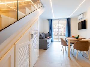 4008 Great location in Las Americas, Sea Front!