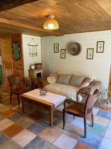 Maisons de vacances La Borie Maisonnette de Charme en Pierres 80m2 : photos des chambres