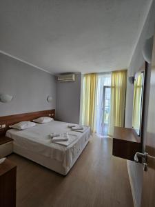 Тристаен просторен апартамент с две отделни спални