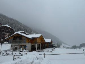Appartements 2-bed appt Le Biot Portes du Soleil French Alps : photos des chambres