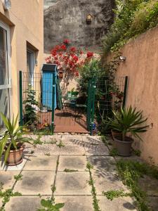 Studio jardin 5 mn plage Monaco Air Conditioner