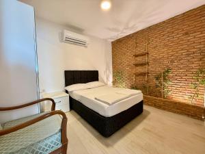 Bodrum Merkezde Denize Sıfır Plajlı Ev