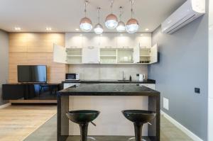 Petrovdom Apartments 20-216 in RC New York Concept House, Antonovycha 74