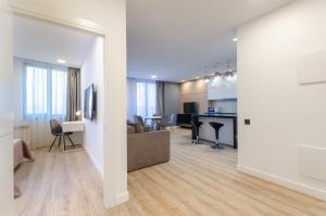 Petrovdom Apartments 20-216 in RC New York Concept House, Antonovycha 74