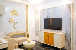 The Royal Clb Hotel and Resorts