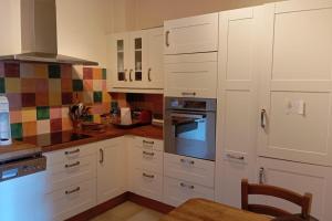 House with garden 10 min walk from the sea