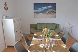 FeWo Waterkant direkt am Strand mit Meerblick und Garten