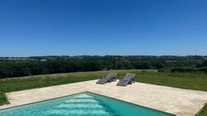 Maisons de vacances Gite Le Solquirit - avec piscine et vue imprenable : photos des chambres
