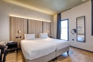 VITA Hotel & Rooftop