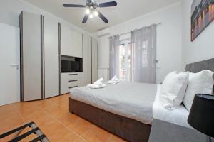 Metro Battistini- DAlessandro Holiday Home