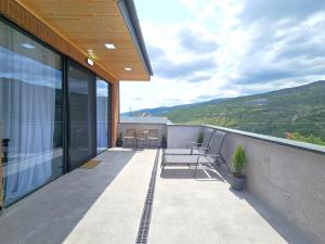 The Passenger Rooms Apartment