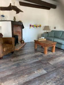 Maisons de vacances Le Puy Chevalier - La Belle Vue : photos des chambres