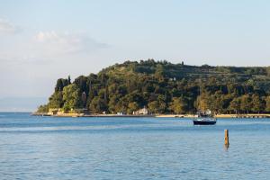 Beachfront Apartment Mare Strunjan