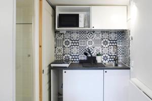 Beautiful studio for 2 in Versailles