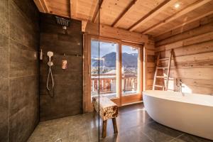 Chalets Heavenly, Montriond, luxe, 8-12 personnes : photos des chambres