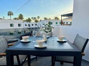 Casa Ocean Bliss; 2-bed apt. in perfect location!