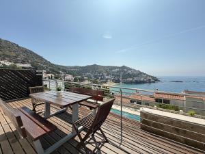 Agi Rodas Apartments - 3hvězdičkové hotely ve městě Roses