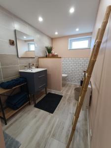 Appartements Appartement cosy a Chamagne : photos des chambres