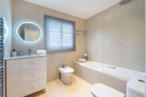 Stunning 6 Bed Villa Private Pool Mijas Gol