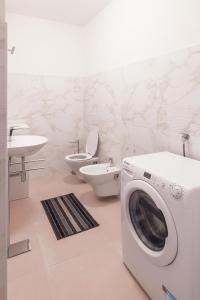 Alessia in wonderland img24