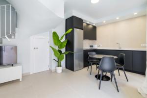 Moott Homes Suites Arco de Braulio Dúplex 6