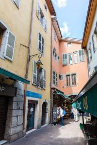 Le Veyrier - Small studio for 2 people in the heart of the old town