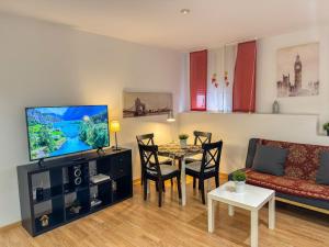 Canal del Pilar - Turistea